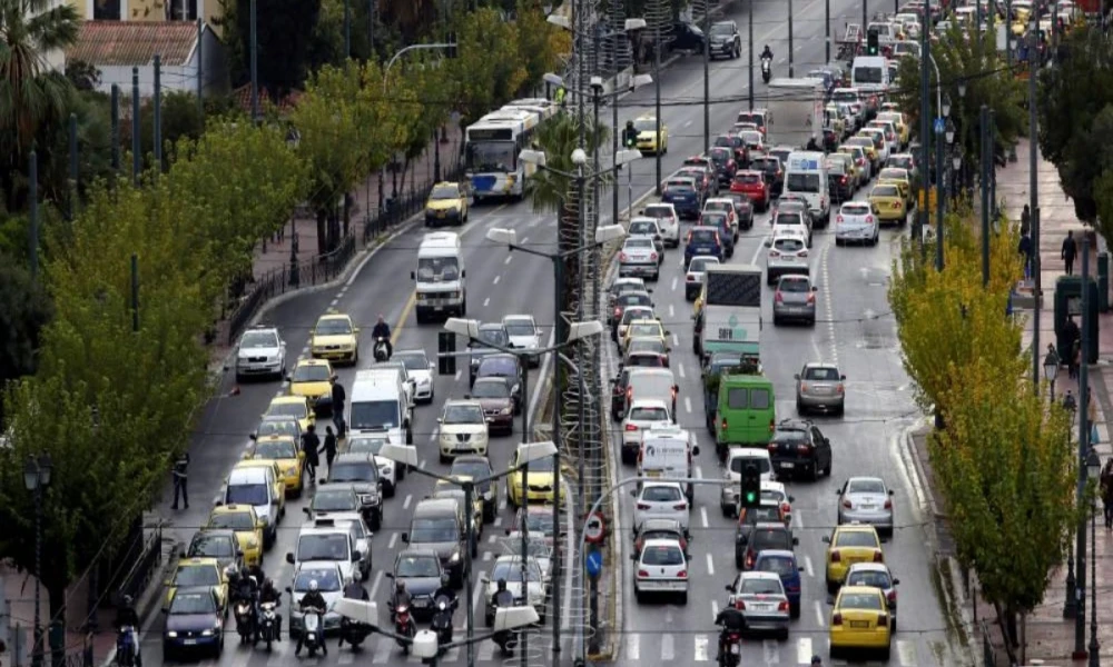 Πότε λήγει η προθεσμία για τα τέλη κυκλοφορίας-Το πρόστιμο σε περίπτωση καθυστέρησης (βίντεο)